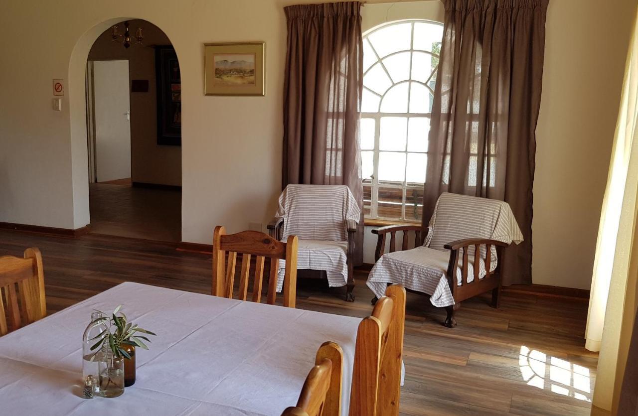 Carlton Heights Guesthouse Middelburg  Ngoại thất bức ảnh