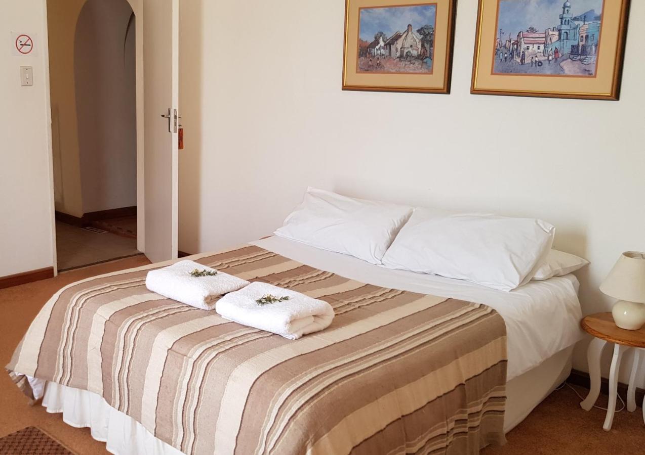 Carlton Heights Guesthouse Middelburg  Ngoại thất bức ảnh